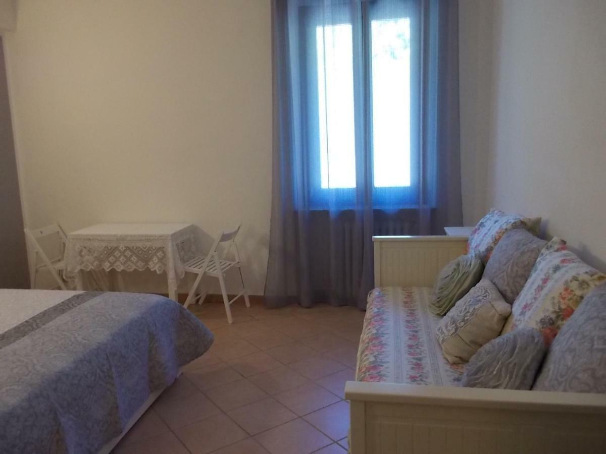 A Casa Di Lory Panzió Moncalieri Kültér fotó